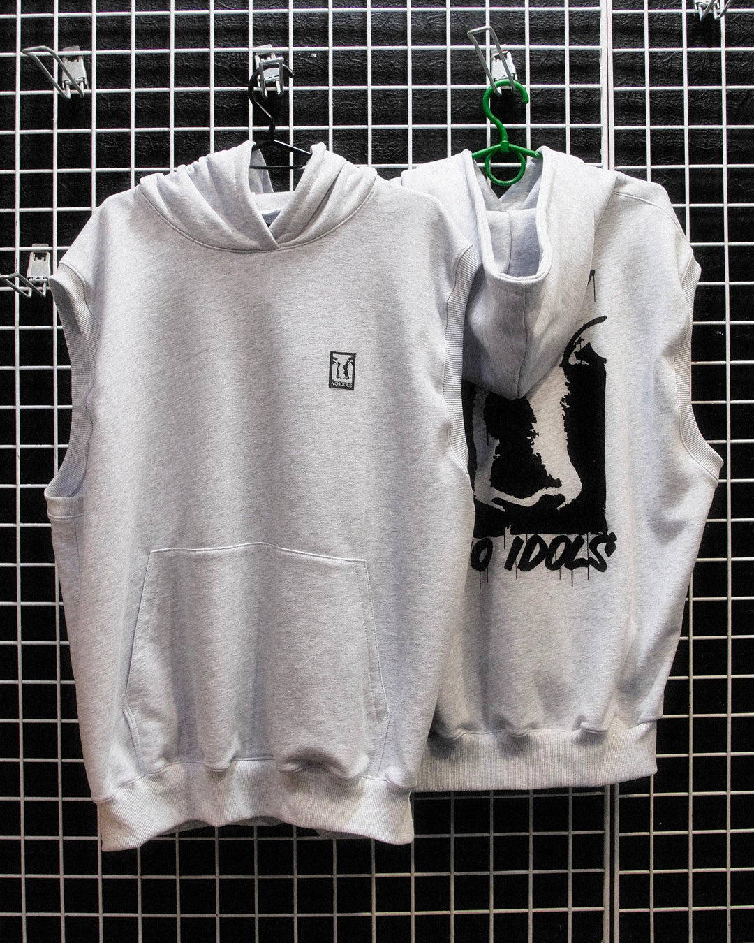 TRAINING SLEEVELESS HOODIE