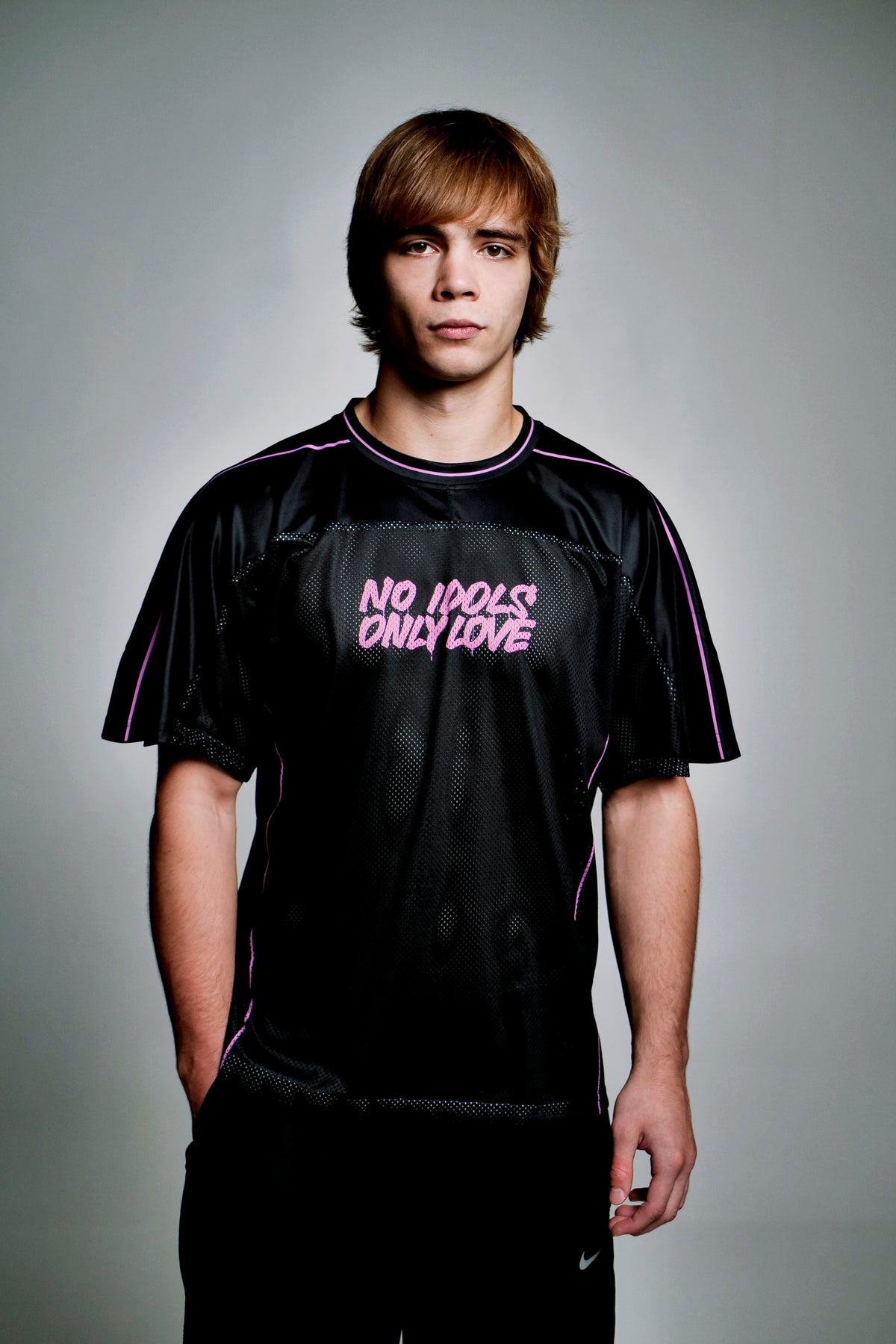 T-shirt NO IDOLS ONLY LOVE